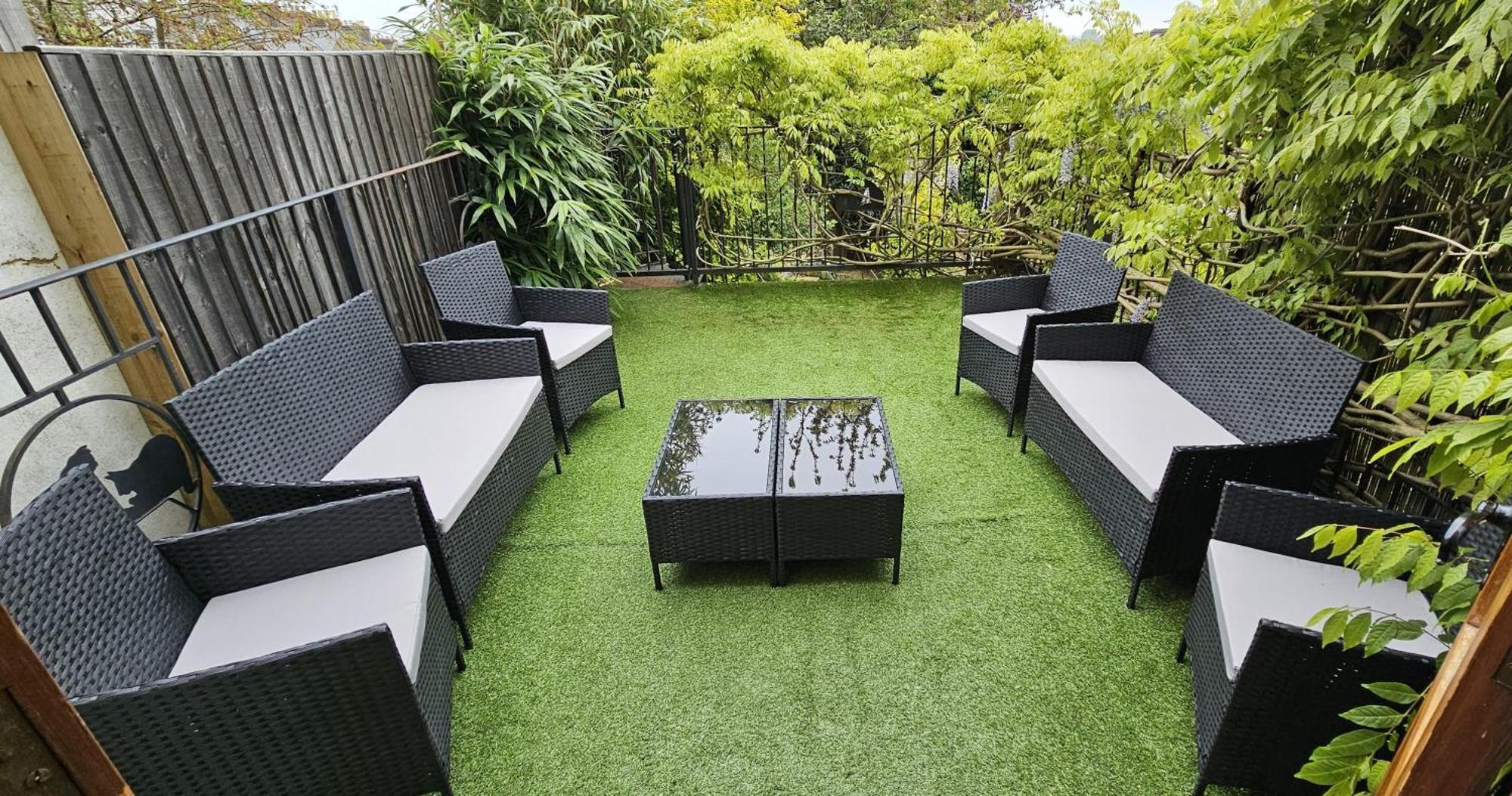 The Hive 4 Bed House Pool Table Air-Con Villa เมดสโตน ภายนอก รูปภาพ